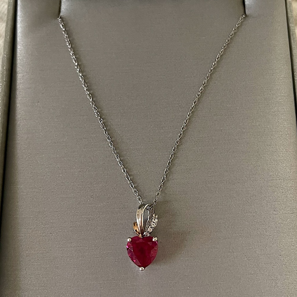 Zales Sterling Silver Heart Necklace w/ Diamonds & pink gemstone in box